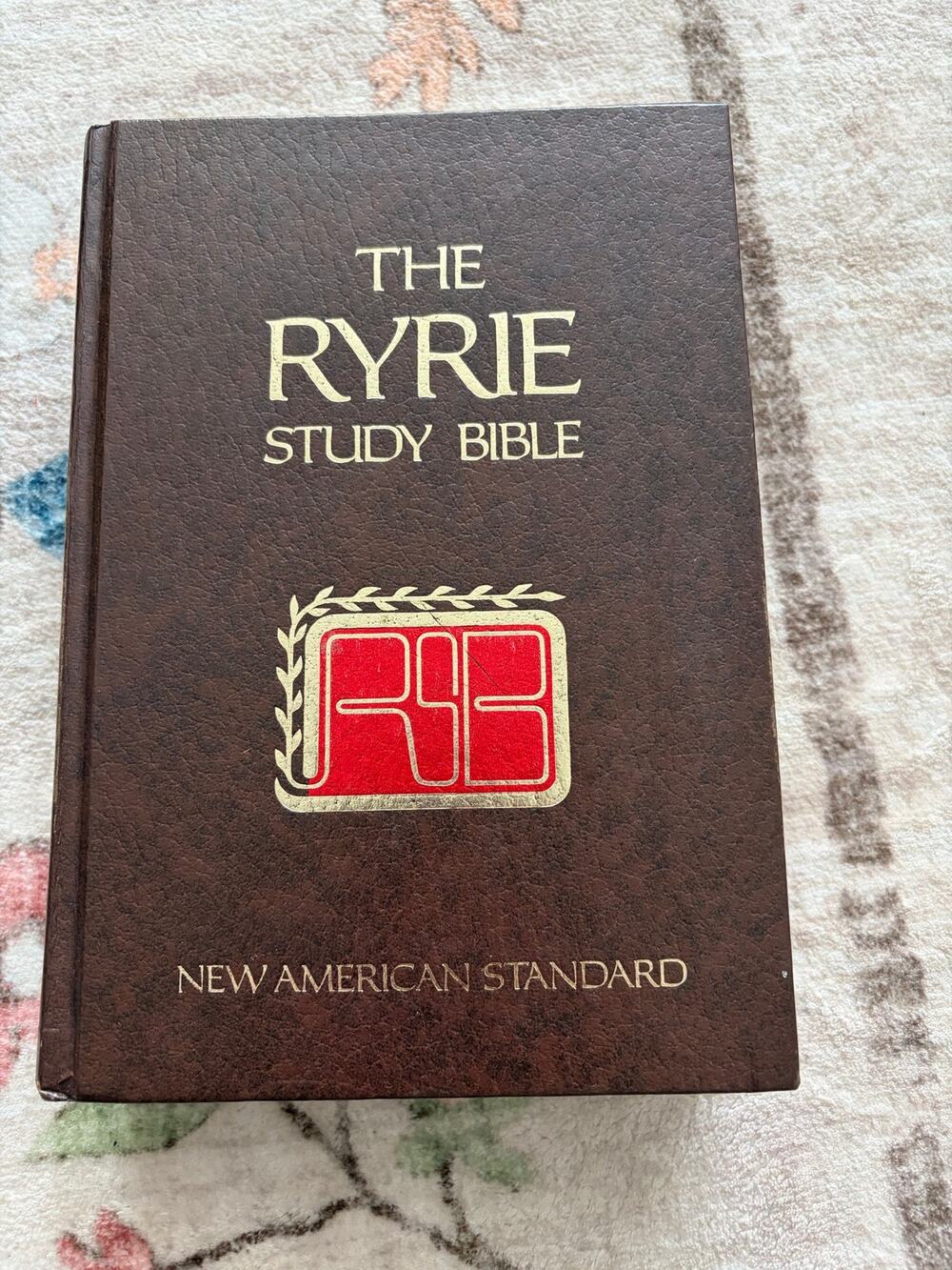 Vtg The Ryrie study bible brown New American academic college religious